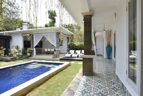 Villa Bamboo - Great Location Pool Villa in Seminyak