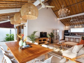 Villa Crystal