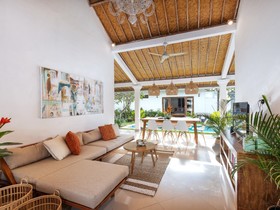 Villa Crystal