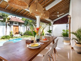 Villa Crystal