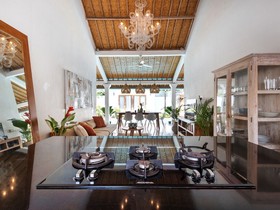 Villa Crystal