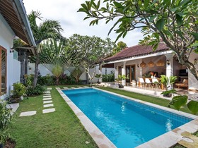 Villa Crystal