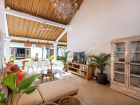 Villa Crystal