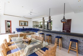 Villa Juna