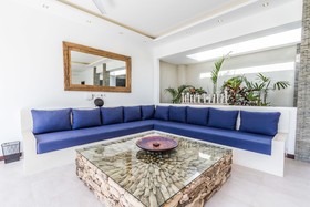 Villa Juna