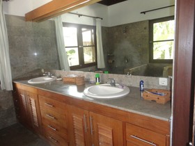 Villa Kamar Madu
