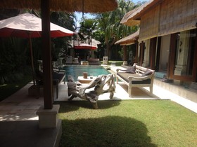 Villa Kamar Madu