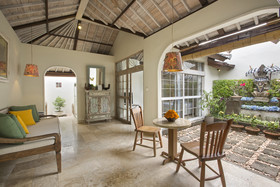 Villa Kresna Boutique Villas & Suites