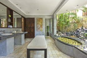 Villa Kubu