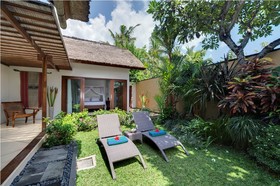 Villa Lumut