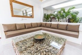 Villa Nala