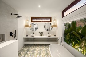 Villa Parasol by Alfred