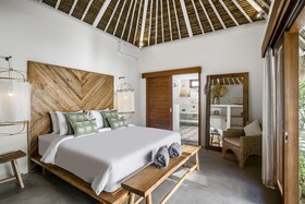 Villa Parasol by Alfred