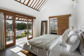 Villa Parasol by Alfred