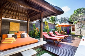 Villa Saffron