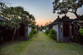 Villa Saffron