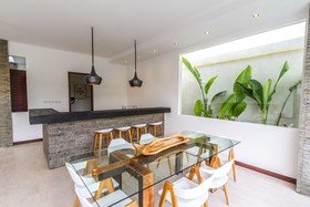 Villa Saha