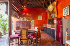 Villa Santhi