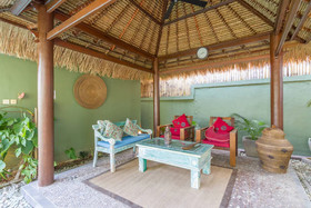 Villa Santhi