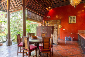 Villa Santhi