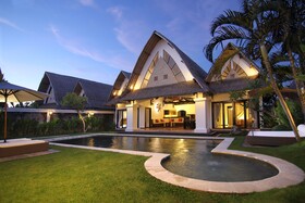 Villa Seminyak Estate & Spa