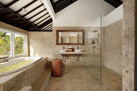Villa Swarna By Nakula