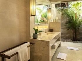Villa Tiga Puluh