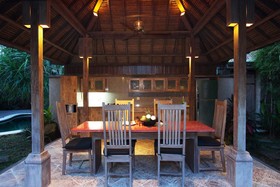 Villa Tirta Naga