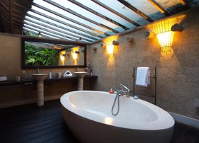 Villa Tirta Naga