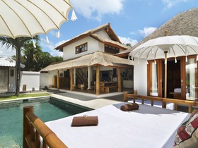 Villa Waterlily