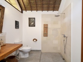 Villa Waterlily