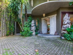 Villa Yoga
