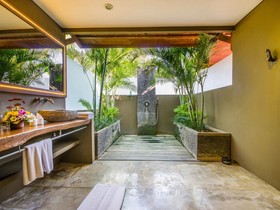 Villa Yoga