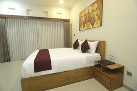Wayan House