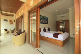 Wayan House