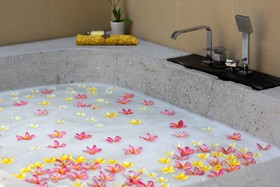 Xxl Seminyak Sunset Boutique Villa