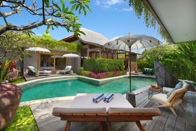 Xxl Seminyak Sunset Boutique Villa