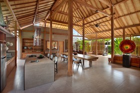 Xxl Seminyak Sunset Boutique Villa