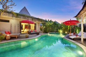Xxl Seminyak Sunset Boutique Villa