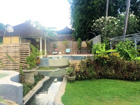 Lilin Lovina Beach Hotel