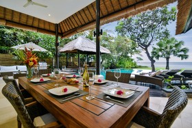 Villa Sheeba