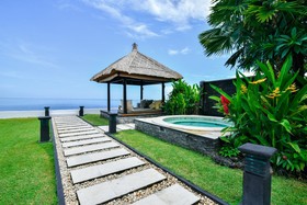 Villa Sheeba