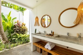 Villa Lumahi Tiga