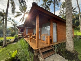 Taman Swarga Villa Resort & Spa