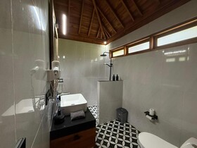 Taman Swarga Villa Resort & Spa