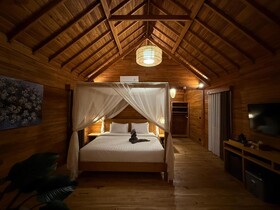 Taman Swarga Villa Resort & Spa