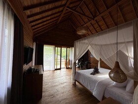 Taman Swarga Villa Resort & Spa