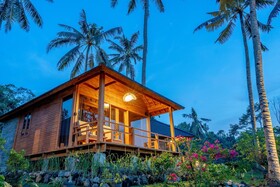 Taman Swarga Villa Resort & Spa