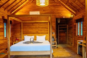 Taman Swarga Villa Resort & Spa