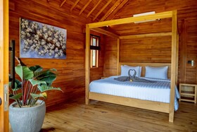 Taman Swarga Villa Resort & Spa